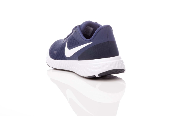 Nike - Revolution 5